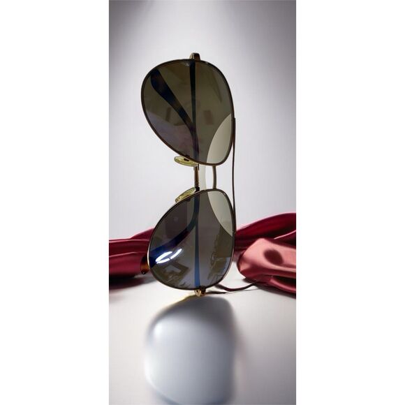 Revo Relay Sunglasses - Blue and Gold - Picture 11 of 11